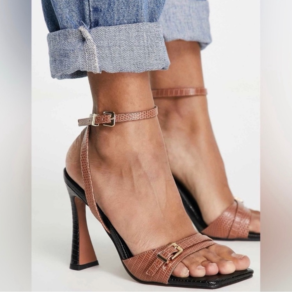 Women’s High Heel Strap Sandals - Brown